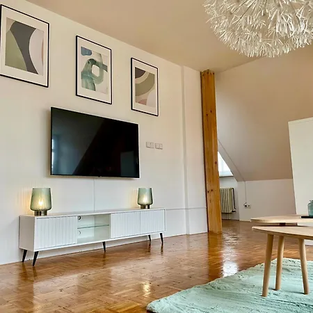 Apartment Ambiente